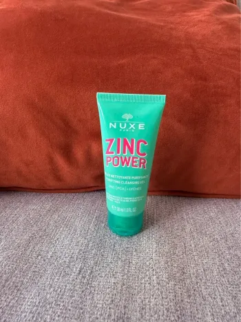 Gelée nettoyante et purifiante Nuxe