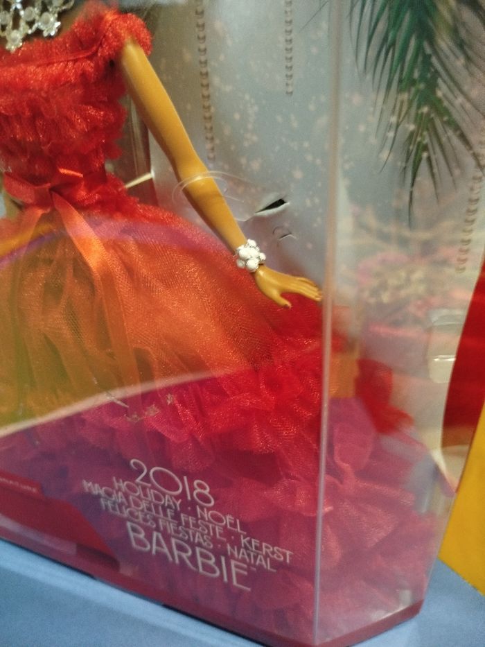 Barbie holiday 2018 - Barbie signature - photo numéro 4