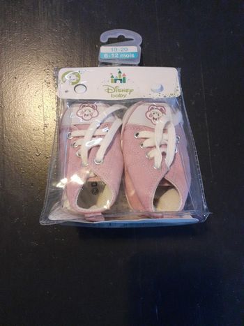 Baskets fille taille 19/20 - Disney