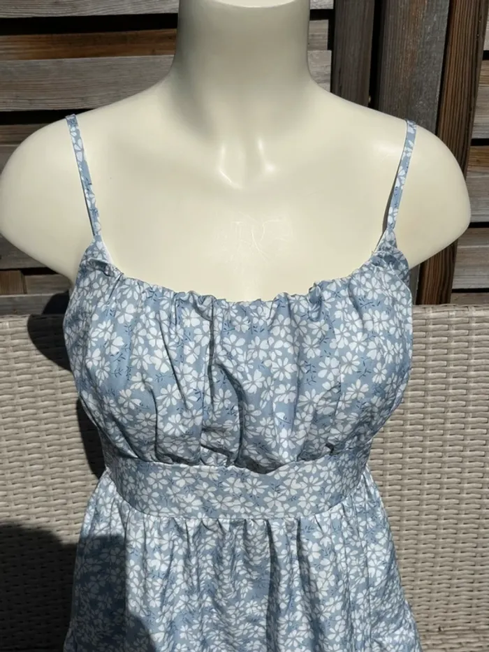 Robe courte - photo numéro 2