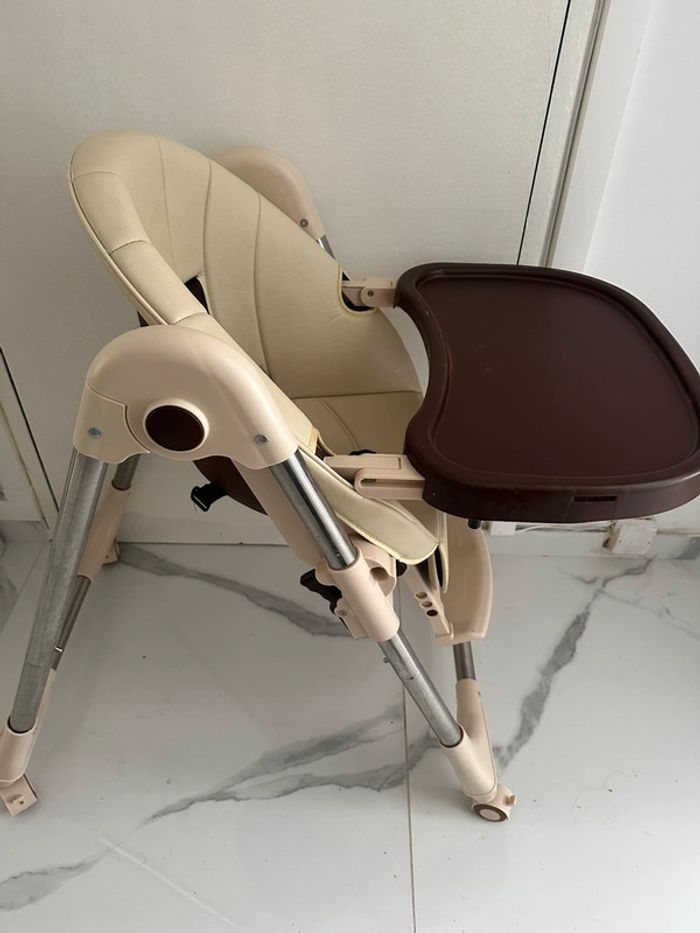 Chaise haute - photo numéro 5
