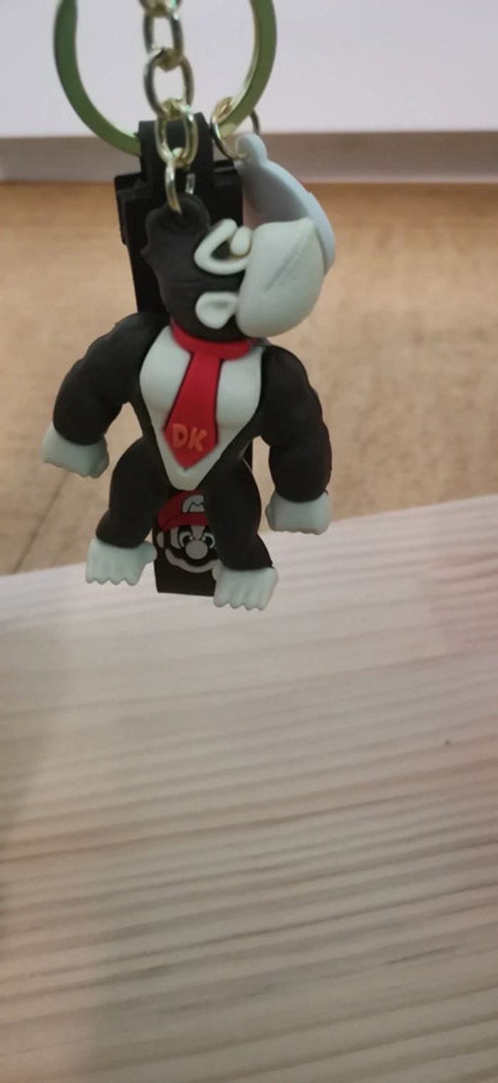 Superb porte clé figurine univers Nintendo - photo numéro 11