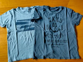 2 tee-shirts 6 ans