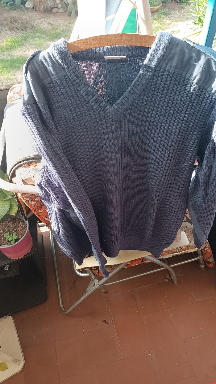 Pull  col v 100 % laine taille l - photo numéro 10