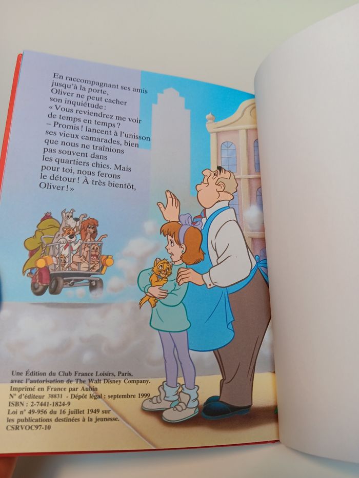 Livre les classiques Disney Oliver et compagnie
96 page - photo numéro 6