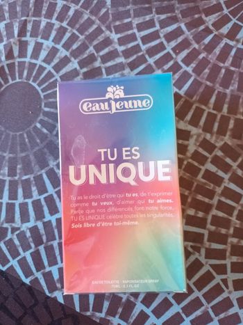 Eau de toilette tu es unique eau jeune