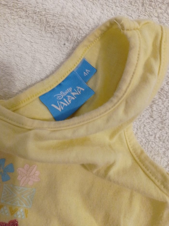 Robe short couleur jaune avec motif robe Disney taille 4 ans - photo numéro 8