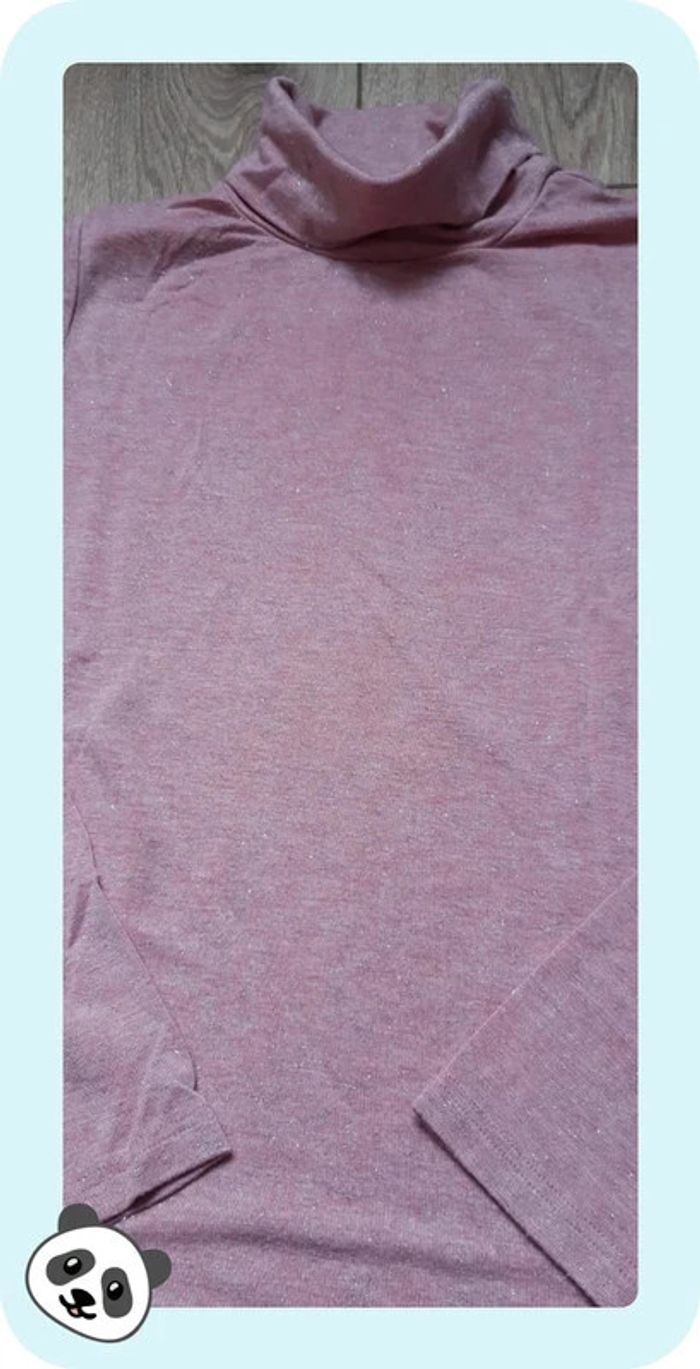 Sous-pull okaidi rose pailleté 10 ans en très bon état - photo numéro 2