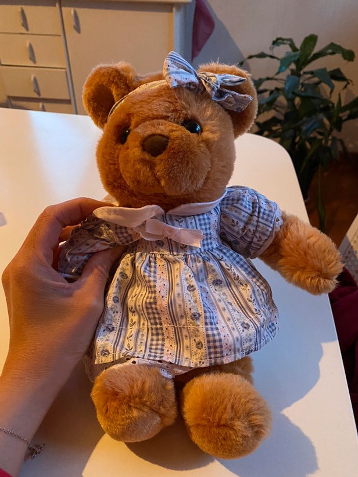 Peluche oursonne