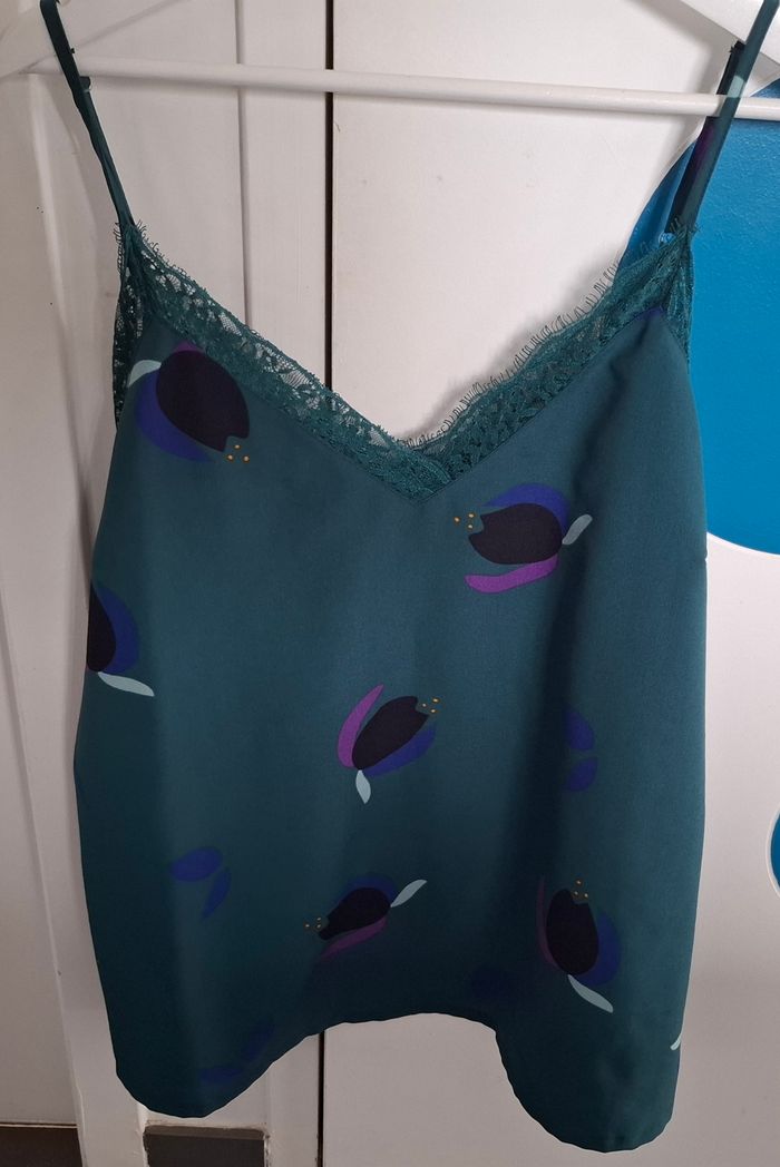 Débardeur satiné vert sapin imprimé – Taille XL ✨💚 - photo numéro 1