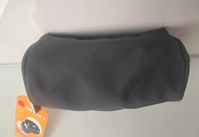 Delsey petite trousse de toilette noire neuve - photo numéro 5