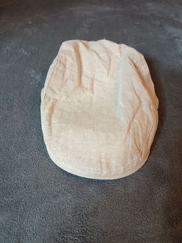 Béret / casquette plate bébé C&A – neuf - photo numéro 3