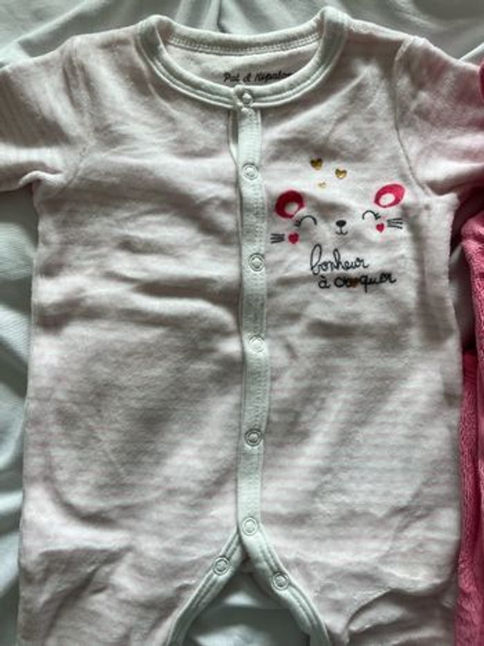 Pyjamas velours 1 mois - photo numéro 2