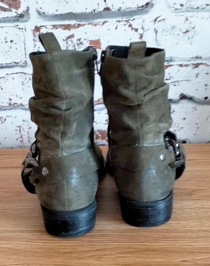 Bottines en daim  SPM 39 - photo numéro 4