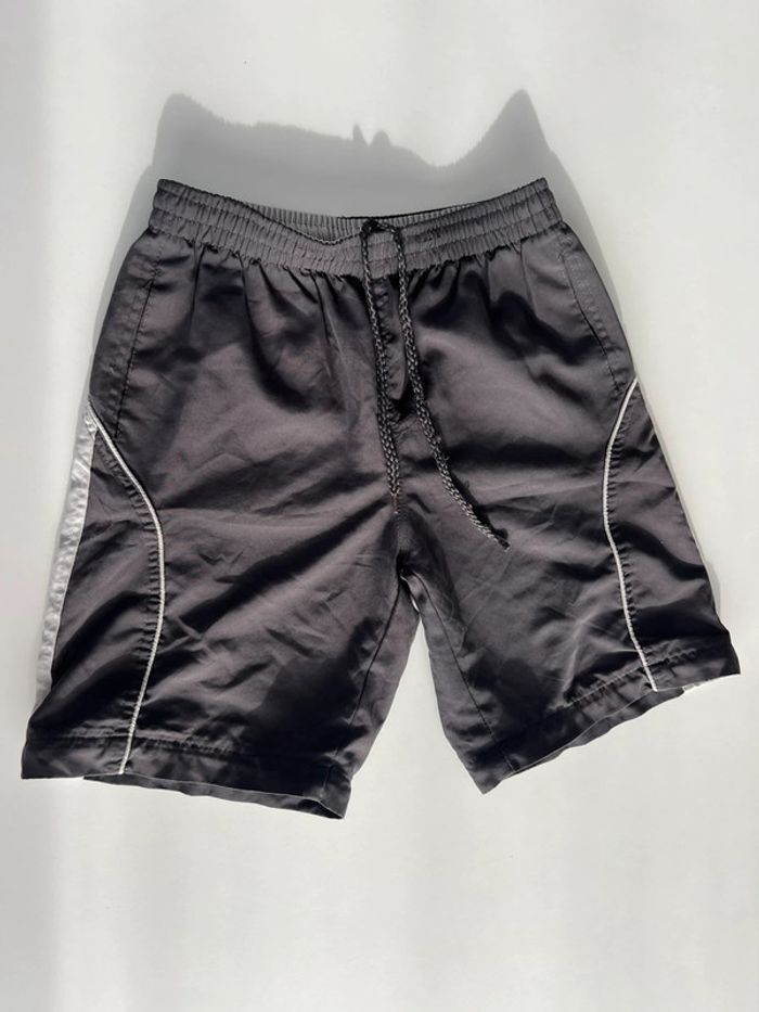 Short 6 ans