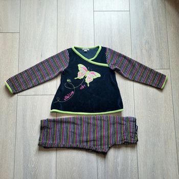 Pyjama 2 pièces. Fille 2 ans 1/2. Marque Orchestra