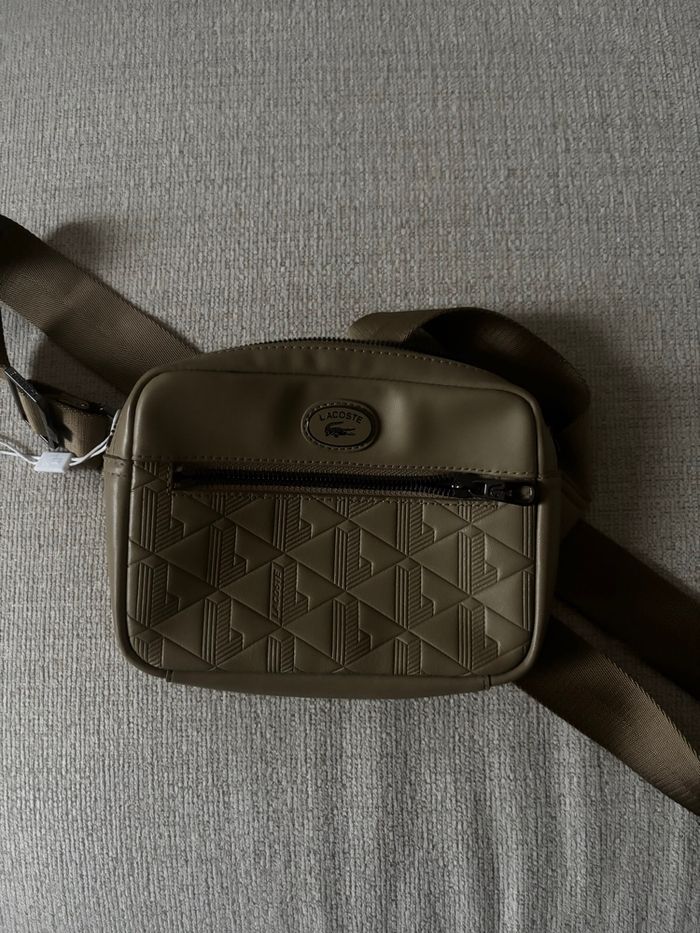 Sac Lacoste - photo numéro 2