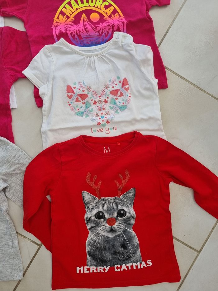 Lot 6 tee-shirts manches courtes et 2 manches longues 24 mois - photo numéro 5