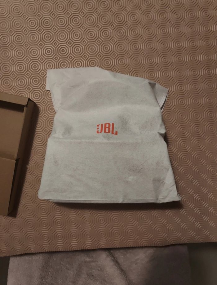 Casque JBL TUNE 770NC NEUF! - photo numéro 3