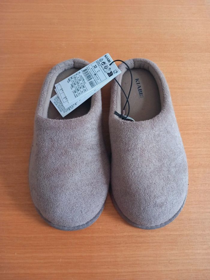Pantoufle kiabi 32