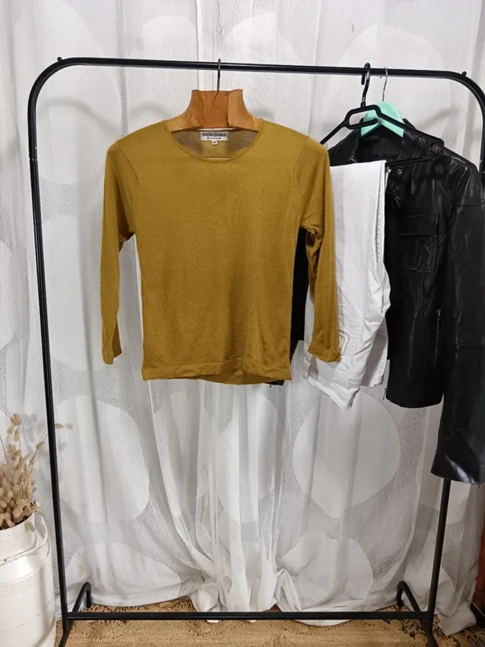 Yves Saint Laurent "Pull fi' vintage moutarde" t. 34/36
