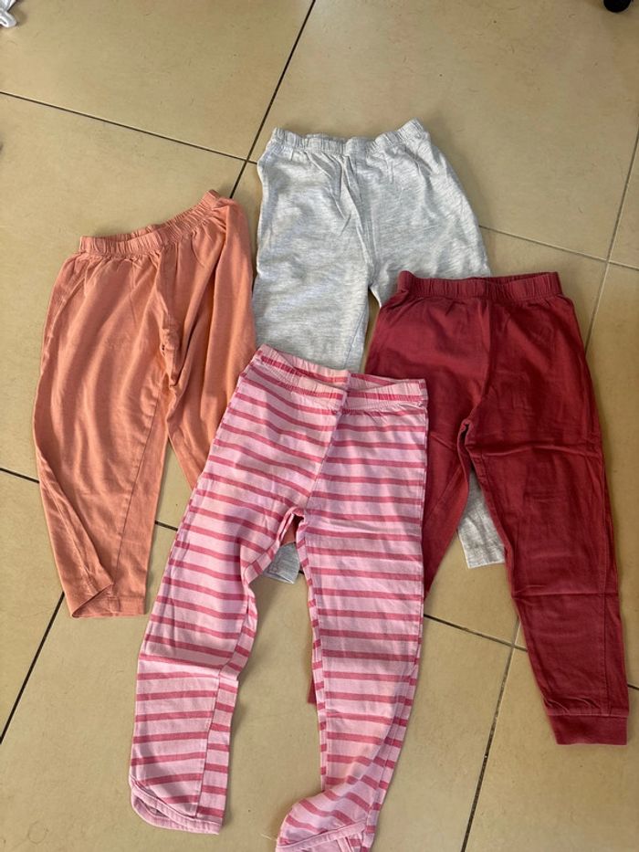 Lot de 4 pantalons souples 4 ans