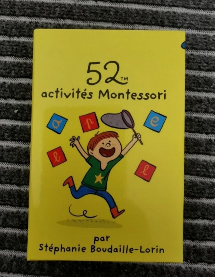 Carte d'activités montessori