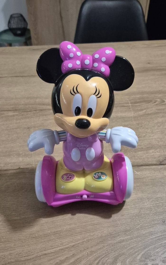 Minnie hoverboard