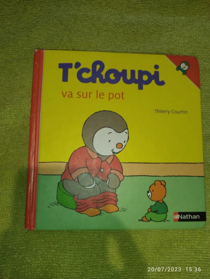 Livre "T'choupi va sur le pot"