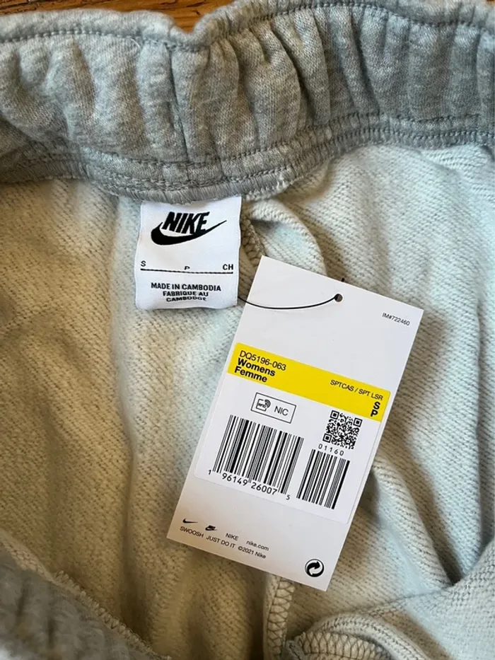 Jogging Nike gris avec poche - photo numéro 4