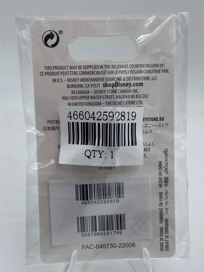 Pin's Bambi pour la fête des mères 2022 - Disney store - édition limitée - photo numéro 3