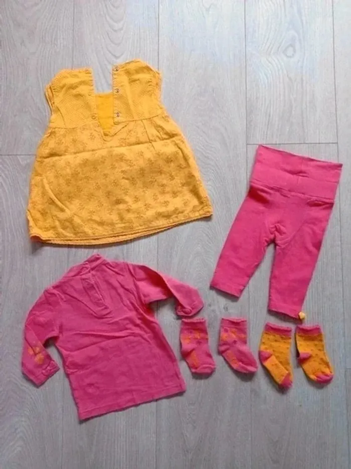 Ensemble fille robe, tee shirt, legging et chaussettes Orchestra jaune et corail 6 mois - photo numéro 5