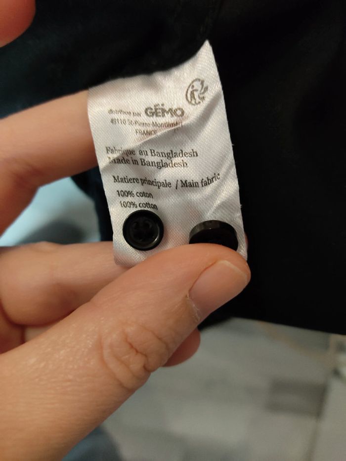 Chemise noire - photo numéro 4