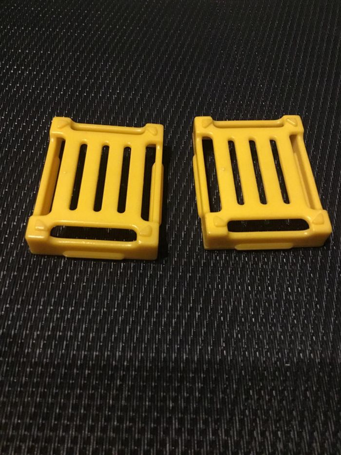 Playmobil lot 2 caisses cagettes jaunes médiéval pièces détachées 3183 3222 3296 3297 3369 - photo numéro 3