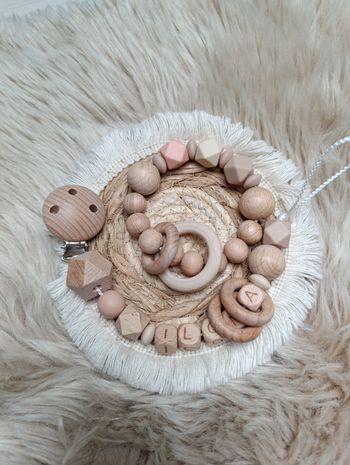 Attache tétine et anneau de dentition