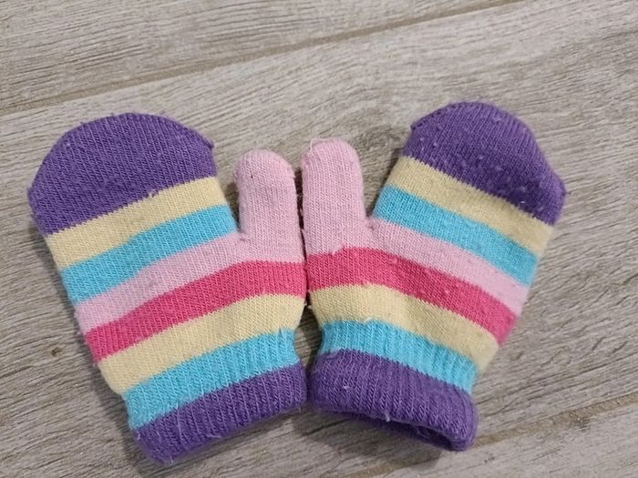 Moufles bébé - photo numéro 2