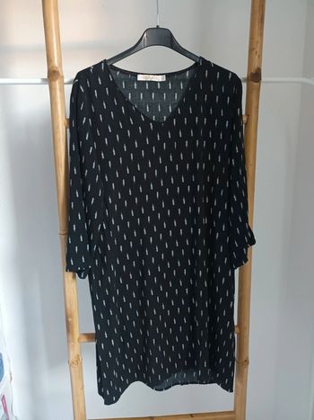 Jolie robe fluide noire à motifs blanc Cerise Blue S/M