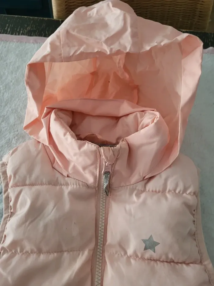 Doudoune sans manches avec Capuche 6ans - photo numéro 3