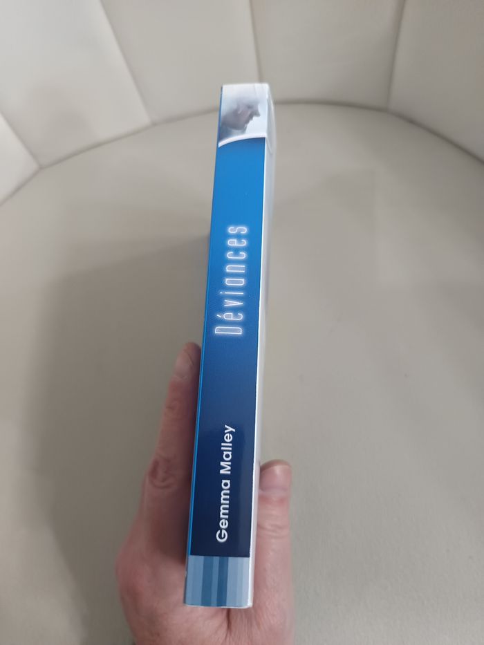 Livre " Déviances " - photo numéro 6