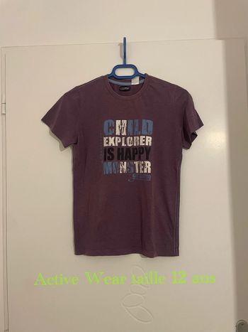 T-shirt à manches courtes bordeaux écriture devant blanc et bleu active wear taille 12 ans