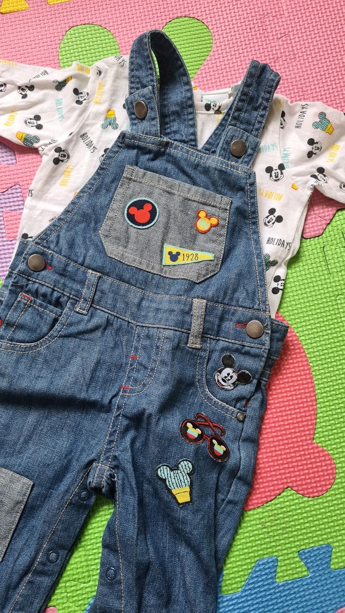 Ensemble salopette et T-shirt manches longues Mickey Disney 9 mois - photo numéro 4