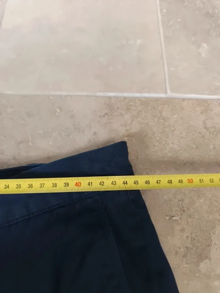 Short Lacoste homme taille 44 excellent état coton logo poche bleu foncé marine - photo numéro 4