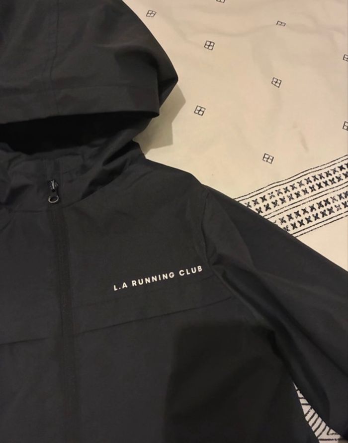 Coupe vent imperméable à capuche noir Kiabi 8ans - photo numéro 3