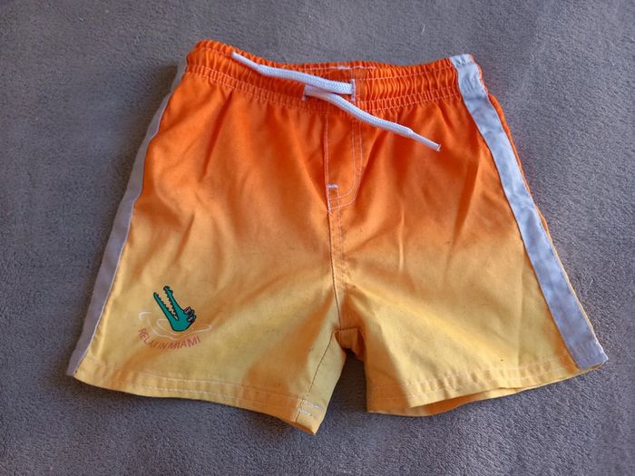 Maillot / Short de Bain Taille 3 ans