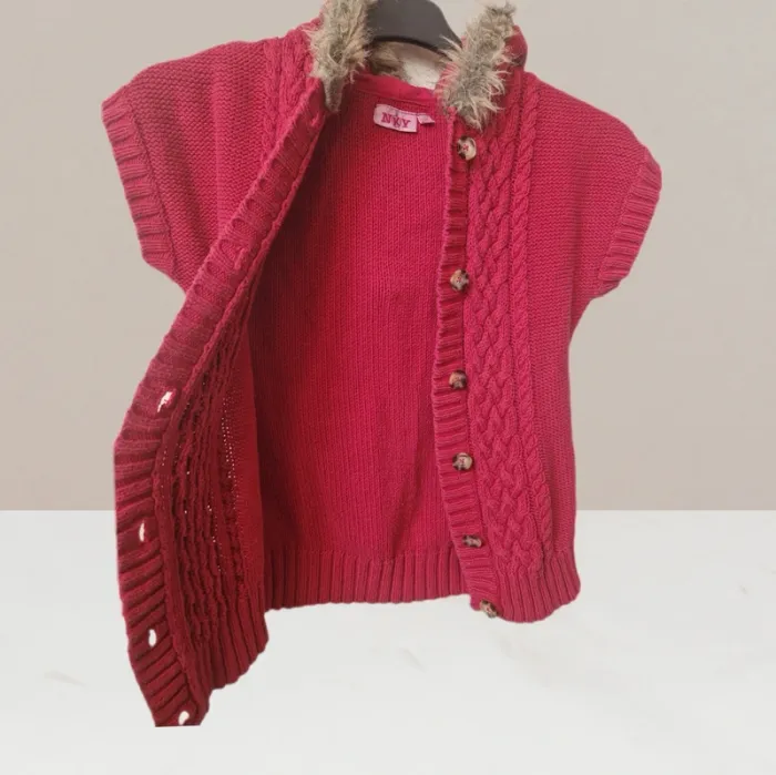 Magnifique pull en laine mauve à capuche moumoute - NKY - Taille 12 ans - photo numéro 2