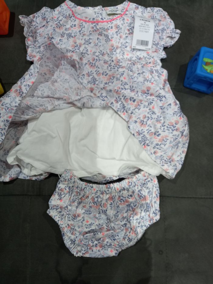 Robe et bloomer fleurie - photo numéro 3