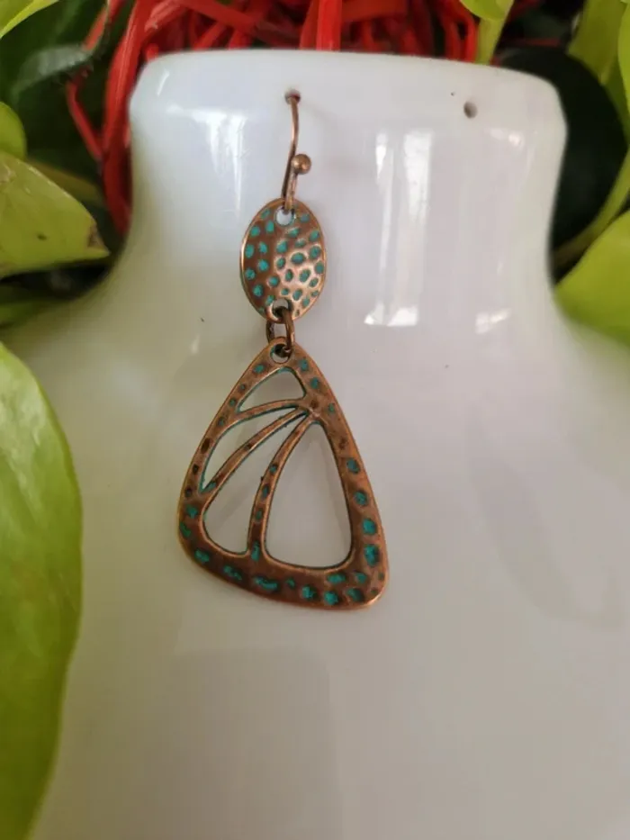 Boucles d'oreilles fantaisies couleur bronze et bleu style vintage - photo numéro 3