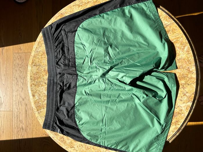 Short Hydrenaline 2000, The North Face taille L et neuf - photo numéro 5