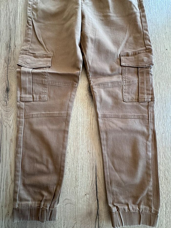 Pantalon Ikks style cargo  taille 12 ans  Neuf sans étiquette - photo numéro 3