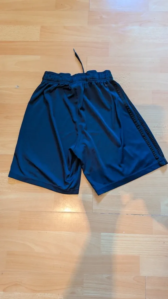 Short Real Madrid - photo numéro 2